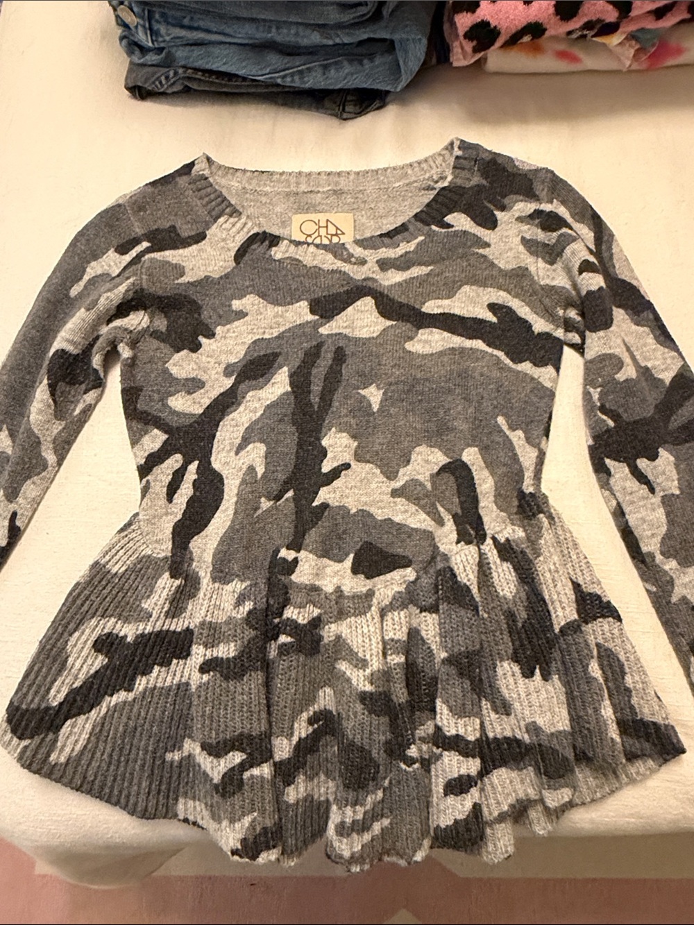 Chaser Gray & Black Camo Knit Sweater